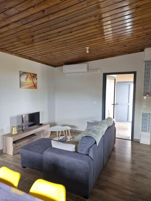 Charment Appartement Avec Vue Sur Mer Петит-Иль Экстерьер фото